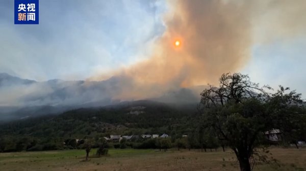 股票股票配资 欧洲高温天气持续，多国山火肆虐